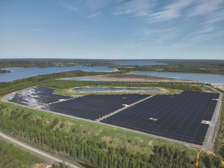 Skarta Energyn ja Solarigo Systems Oy:n Callio-aurinkopuisto