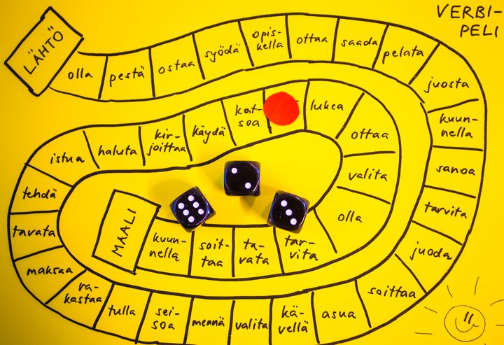 Tampereen ja Jyväskylän yliopistojen tutkijat tarkastelivat yläkouluun valmistavaa opetusta yhden vuoden ajan suomalaisissa peruskouluissa. Valmistavassa opetuksessa keskitytään erityisesti opetuskielen taidon kehittämiseen.