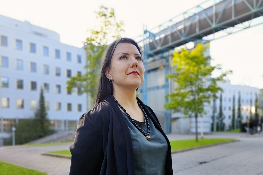 Väitöstutkimus: Ruutuajan rajoittaminen ei yksin riitä tukemaan nuoria