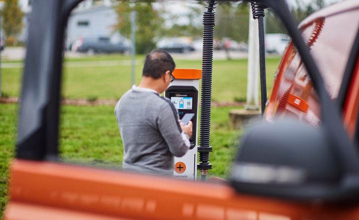 The collaboration strengthens Kempower’s product and service offering, as it integrates Worldline’s payment terminals and services with the Kempower Satellite charging system.