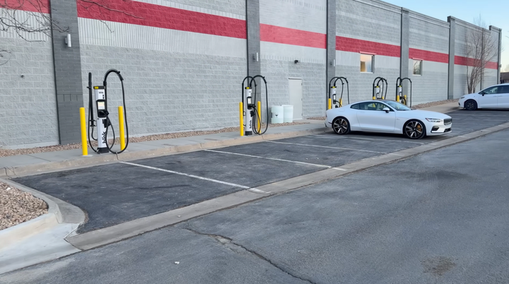 Kempower ja Blink Charging toteuttavat tänä vuonna 14 latausaseman laajennuksen Yhdysvaltain itärannikolla
