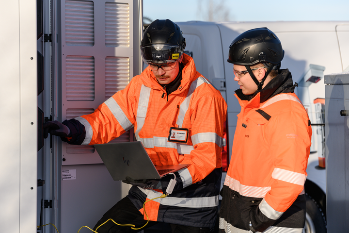 Kempower is enhancing its service offering with service packages, which are designed to help its direct customers reduce costs, simplify operations, and improve long-term return on investment.