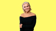 Lempinimellä Kisu Nikotellen-kuuntelijoiden keskuudessa tunnettu Katja Lintunen debytoi podcastin vakituisena juontajana jaksossa 401, joka löytyy nyt Podme-palvelusta.