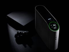 APC Back-UPS™ Pro Gaming varmistaa konsoleiden ja pelitietokoneiden yhteyden verkkopeleihin, jotta pelaaminen ei häiriinny sähkökatkoksien vuoksi.