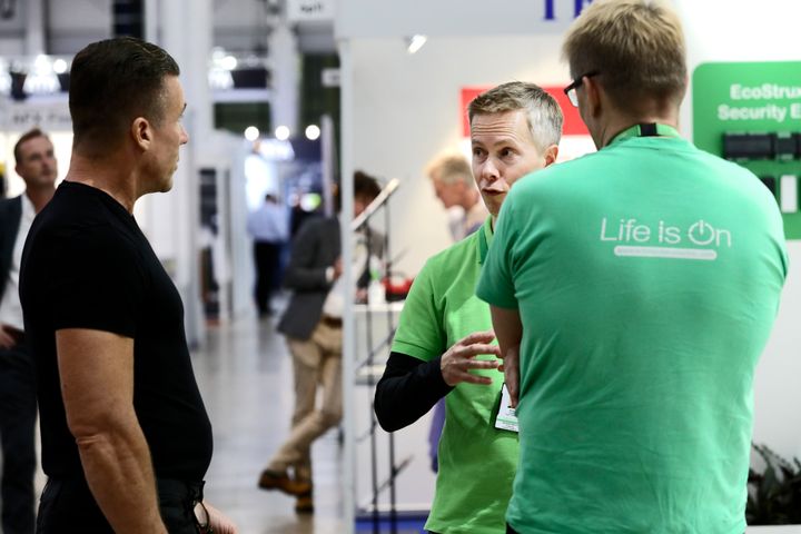 Schneider Electric on ollut aiempinakin vuosina mukana FinnSec-messuilla. Kuva: Messukeskuksen mediapankki.