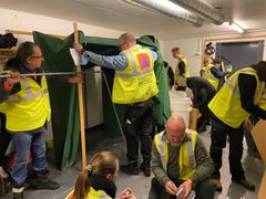 Suojautumisen aikaista toimintaa.