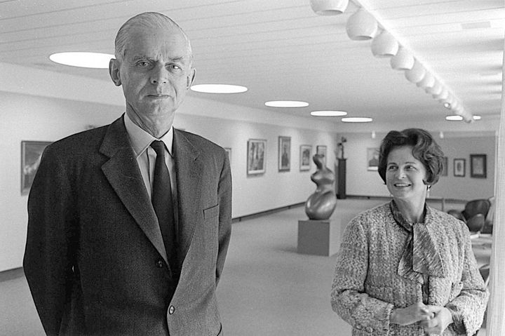 Taidemuseon perustajat Gunnar ja Marie-Louise Didrichsen, 1965.