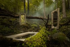 Antrei Hartikainen: Uurre (2025). Peili | spegel | mirror.