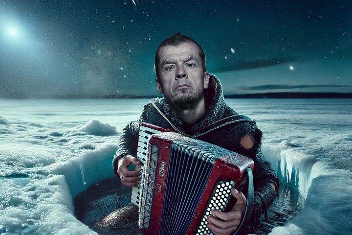 Harmonikkataiteilija Kimmo Pohjonen esiintyy Naisten viikon avauskonsertissa Konneveden museon savutuvassa perjantaina 18. heinäkuuta. Loppuunmyydyn konsertin pihalippuja on vielä myynnissä.