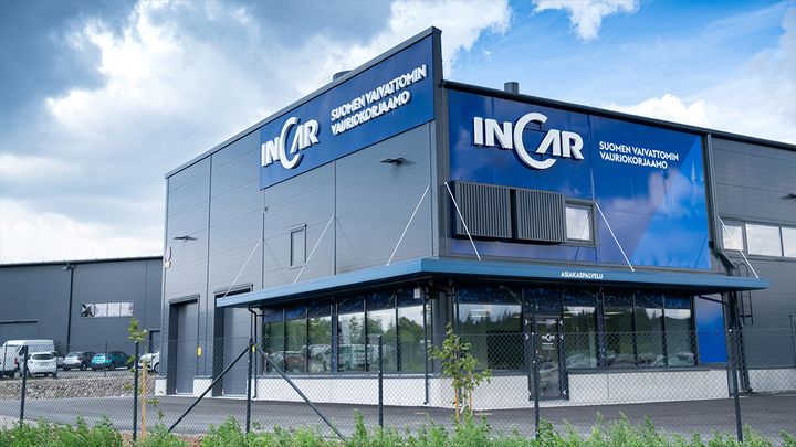 Kuvassa InCarin korjaamo Turussa.