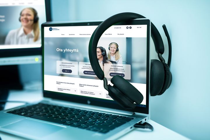 FINEen voi ottaa maksutta yhteyttä.