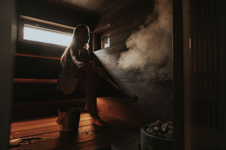 Sauna on paikka, jossa keho ja mieli saavat mahdollisuuden palautua, hengittää ja tasapainottua, sanoo Karita Tykkä.