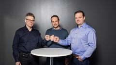 A-Insinöörien ja J. Sundin yhdistyminen lisää A-Insinöörien kykyä palvella rakennetekniikan luottokumppanina pääkaupunkiseudulla monipuolissa asuin-, liike- ja talonrakentamisen hankkeissa. Kuvassa toimialajohtaja Timo Leppänen (vas.) sekä yksikönjohtajat Johan Sund ja Jussi Lehtinen. Kuva: A-Insinöörit