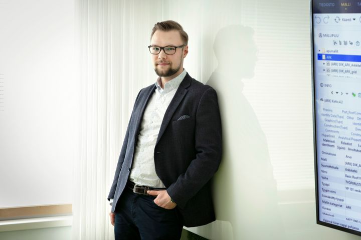 "Rakennuttajakonsultti tuottaa hankkeille taloudellista arvoa hyvällä johtamisella, ja hyvä johtaminen edellyttää ajankäyttöä. Tulosten kannalta on ihan eri asia johtaa hanketta puoli päivää kuin tunnin päivässä", vuoden rakennuttajakonsultti Roope Haimila pohtii.