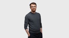 "Automaatiotekniikan osaaminen antaa hyvän perustan myös turvallisuuskriittisten kohtien tunnistamiseen monimutkaisissa tuotantoympäristöissä", A-Insinöörien uutena teknisen turvallisuuden asiantuntijana aloittanut Mikael Peltonen sanoo.