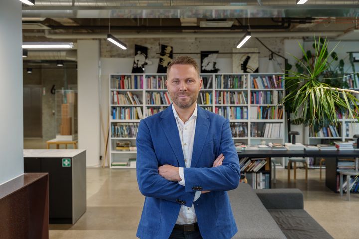Arkkitehti SAFA Tuomas Seppänen aloittaa A-Insinöörien arkkitehtisuunnittelun toimialan (ONE Architects) toimialajohtajana syyskuun alussa. Kuva: Janne Savon