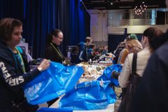 Ruoan sai pakata kestävään Ikea-kassiin. Kuva Jouni Kuru, Brave Teddy