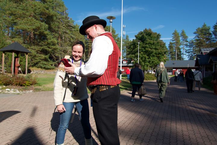 Commu pyrkii helpottamaan Suomen kyläyhteisöjen talkootoimintaa ja aktiivisuutta.