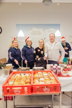 Siemens Osakeyhtiö järjesti lapsiperheille joulujuhlan Espoossa, yhteistyössä Commun kanssa. Kuvaajana Jouni Kuru.