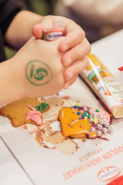 Siemens Osakeyhtiö järjesti lapsiperheille joulujuhlan Espoossa, yhteistyössä Commun kanssa. Kuvaajana Jouni Kuru.