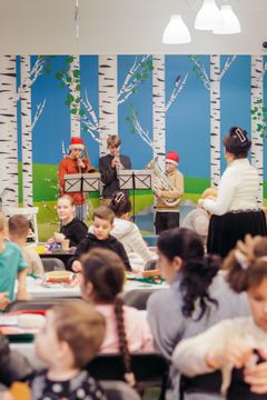 Siemens Osakeyhtiö järjesti lapsiperheille joulujuhlan Espoossa, yhteistyössä Commun kanssa. Kuvaajana Jouni Kuru.