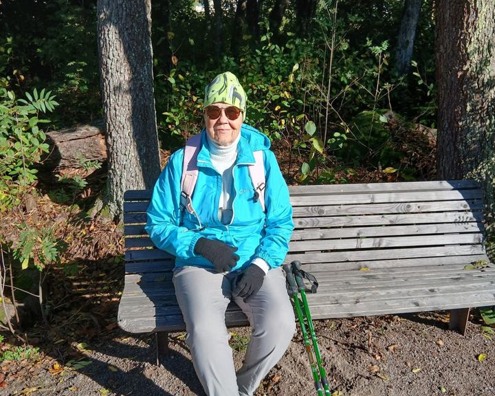 Loviisalainen Christina on saanut apua Commun kautta ja kannustaa jokaista pohtimaan, minkä hyvän teon voisi tehdä toiselle.
