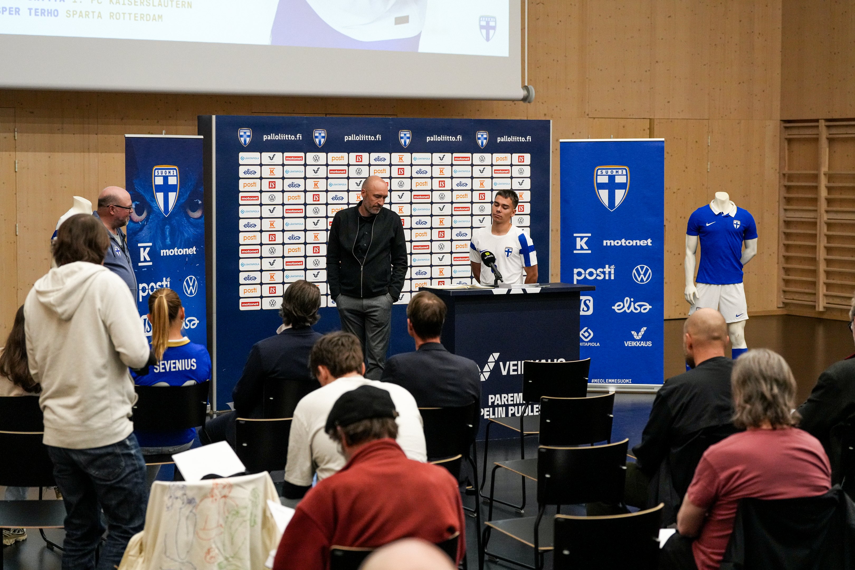 Huuhkajat kohtaa Saksan ja Unkarin vieraskentillä kesäkuussa