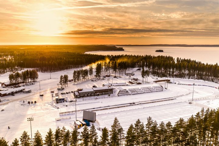 Ampumahiihdon maailmancupin Suomen osakilpailun kisakylä nousee Pohjois-Karjalaan, Kontiolahden ampumahiihtostadionille. Kuva: Sami Vuomajoki