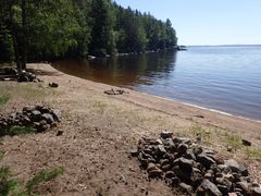 Kulunut hiekkaranta Muuratsalossa. Kuva: Terhi Ryttäri.