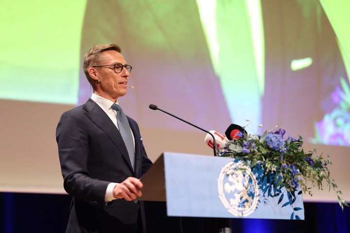 Alexander Stubb puhui kokoomuksen ylimääräisessä puoluekokouksessa Espoossa sen jälkeen kun puolue nimesi hänet presidenttiehdokkaakseen.