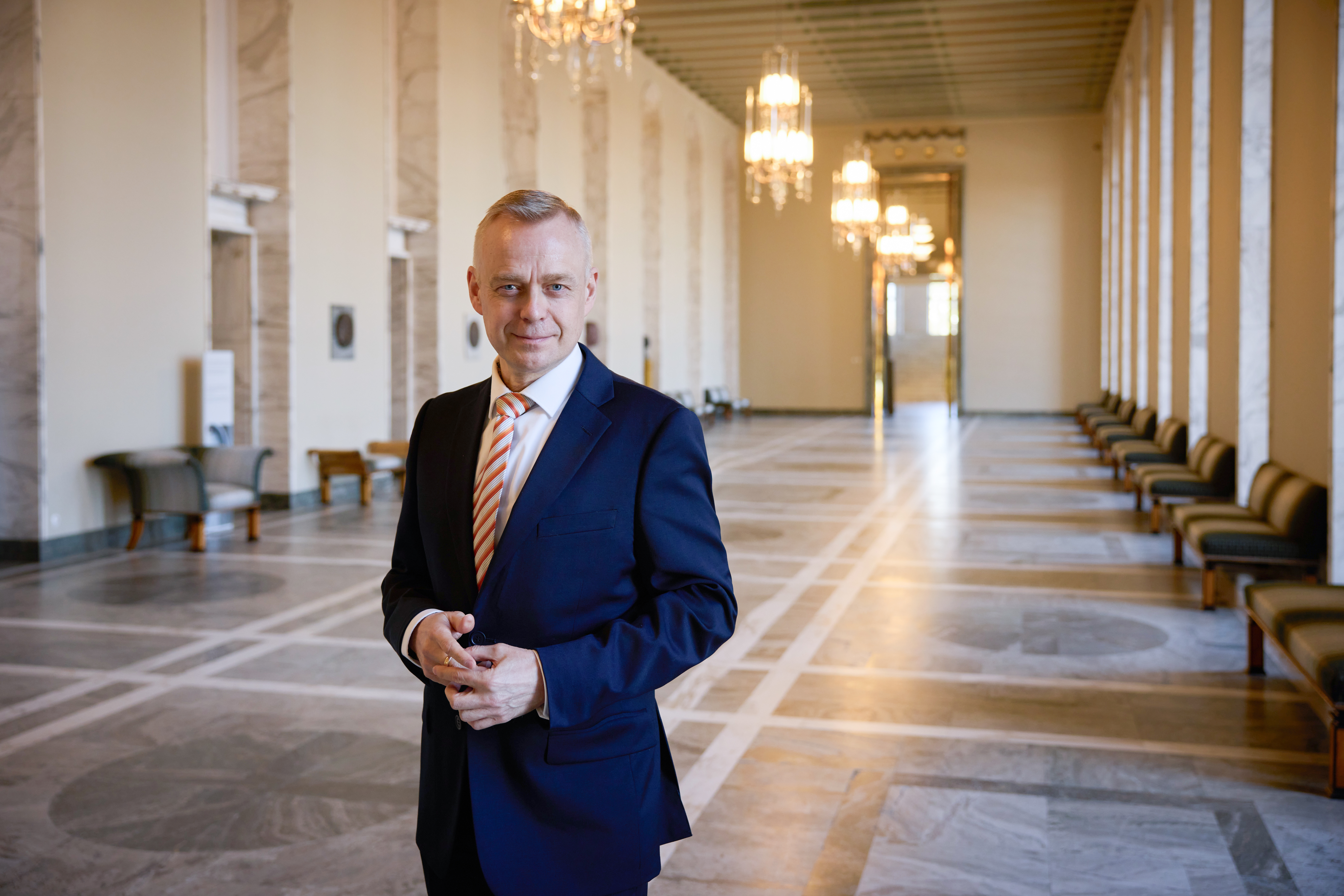 Hallitus aikoo sähköistää kuolinpesien asioinnin ja karsia byrokratiaa