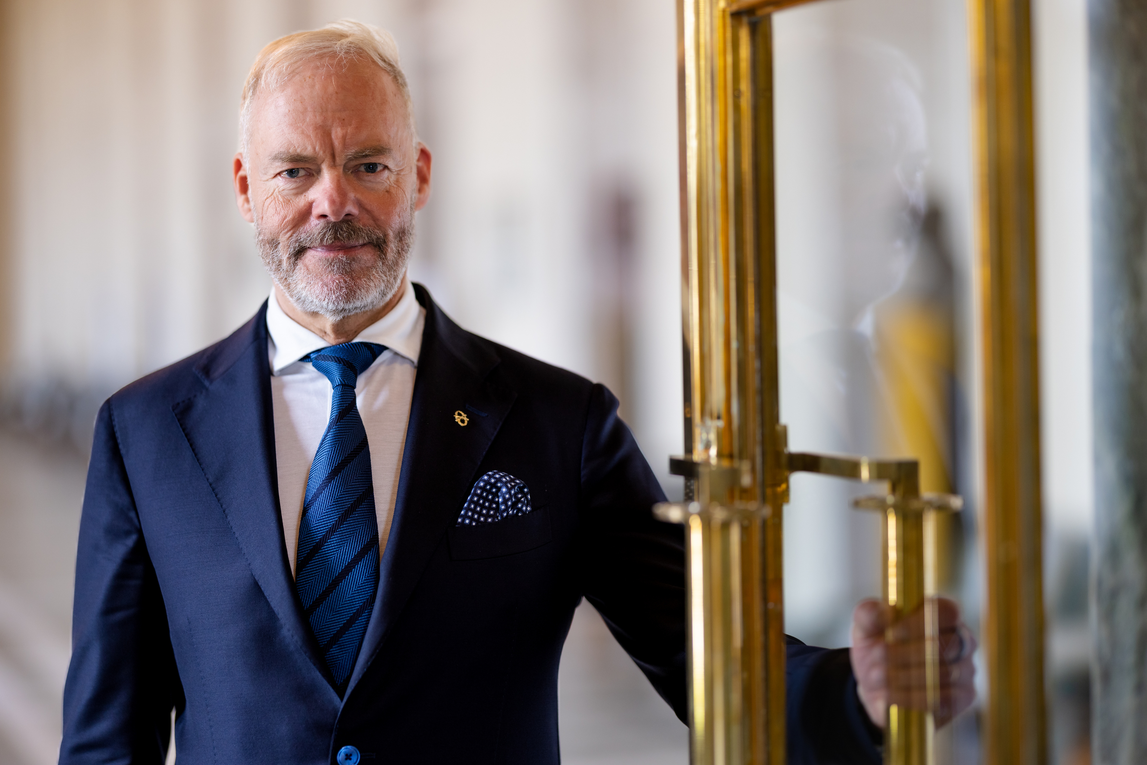 Pauli Aalto-Setälä puolustaa hallituksen ilmastotoimia ja päästölukuja