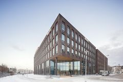 Kiinteistösijoitusyhtiö Spondalle rakennettu korkealaatuinen kiinteistökokonaisuus valmistui Vantaan Jokiniemeen.
