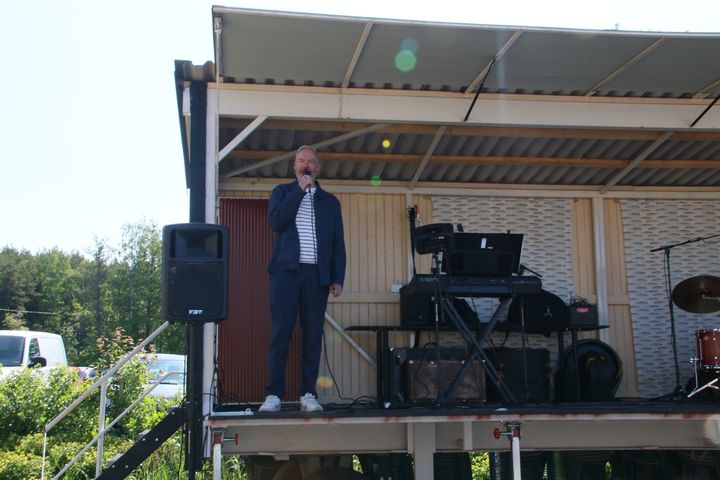 Kansanedustaja Pauli Aalto-Setälä avaa Silli- ja perunakesän 2023