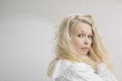 Kulttuuriviikon avajaisissa esiintyy artisti Laura Moisia.