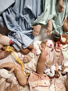 Kääpäjaosto, ”Käsi kurkottaa”