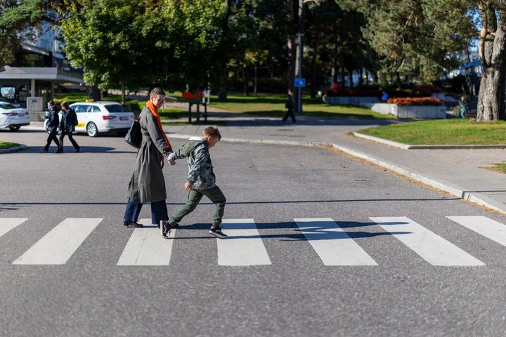 Suomi jää jälkeen, kun muut maat ottavat tekoälyä käyttöön.
