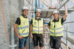re:mount Iisakki Koski (vas) MK Facade Mikko Heikkilä ja Marko Kahilainen