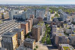 Helsingin Resiina, aluevisualisointi. Resiina on kuvassa vaalea rakennus puistoon nähden ensimmäisenä vasemmalla