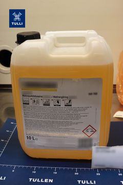 Tullin takavarikoimaa gammabutyrolaktonia eli lakkaa.