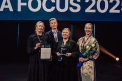 Vuoden digiteko 2025 -kilpailun yksityisen sektorin sarjan voitti energiayhtiö Väre kehittämällään Älylämmityksellä. Kuvassa Sales & Marketing Manager Kati Huumo, Chief Growth Officer Antti Martikainen, Operations Specialist Nea Tuomainen ja Business Manager Krista Jaatinen-Koskela.