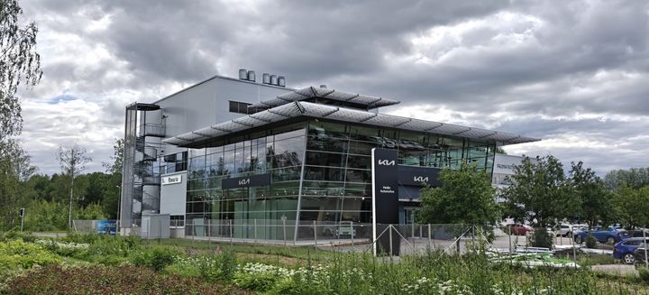 Hedin Automotive avasi uuden Kia- ja Mitsubishi-myymälän Keravalle
