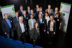 Neuvottelukunnan jäsenistö ikuistettiin ryhmäkuvaan ensimmäisessä Tuottajavastuuiltapäivässä Tampereella vuonna 2016.