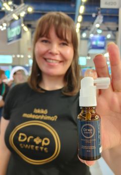 Teija Vörlin esitteli innovaatiotaan itse lääkealan suurtapahtumassa Farmasian Päivillä, jossa tuote herätti suurta kiinnostusta.