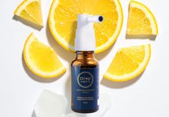 Sitruksen makuinen DropSweets-suihke annostellaan suun limakalvolle. Yksi annos sisältää kromia 40 mikrogrammaa. Korkeintaan viisi suihkeannosta päivässä.