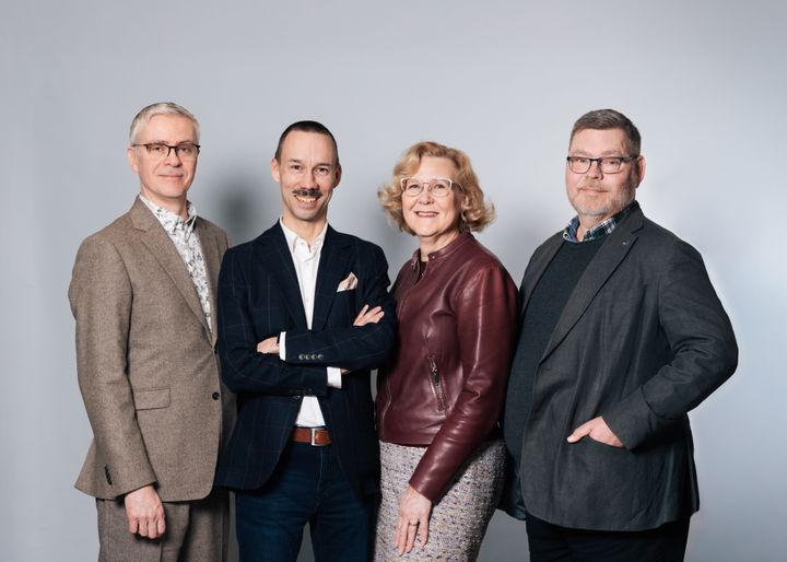 Palliatiivinen hoito -kirjan edellinen painos julkaistiin vuonna 2015. Kymmenessä vuodessa palliatiivisen hoidon kenttä Suomessa on muuttunut. Palliatiivinen hoito on integroitu osaksi sosiaali- ja terveydenhuollon järjestelmää, mutta hoidon saatavuudessa on kuitenkin merkittäviä eroja, erityisesti potilasryhmien välillä.