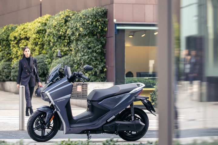 The electric two-wheeler manufacturer HORWIN is expanding its scooter range with a high-performance model. The popular SK series has been taken one step further - which is what the term "PLUS" stands for in the new SK3 model. Credit: Horwin