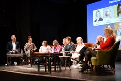 Paneelikeskustelussa Helsingin Tavastia-klubilla keskusteltiin mm. hyvinvoinnista ja turvallisuudesta tulevaisuudessa.