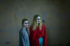 Suomalaisen popmusiikin outolintuna tunnettu Maustetytöt konsertoi Tavara-asemalla huhtikuussa.