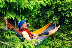 Kirkko Espoossa pystyttää metsähotellin Nuuksioon Espoo-päivän ja Suomen luonnon päivän kunniaksi 31.8.
